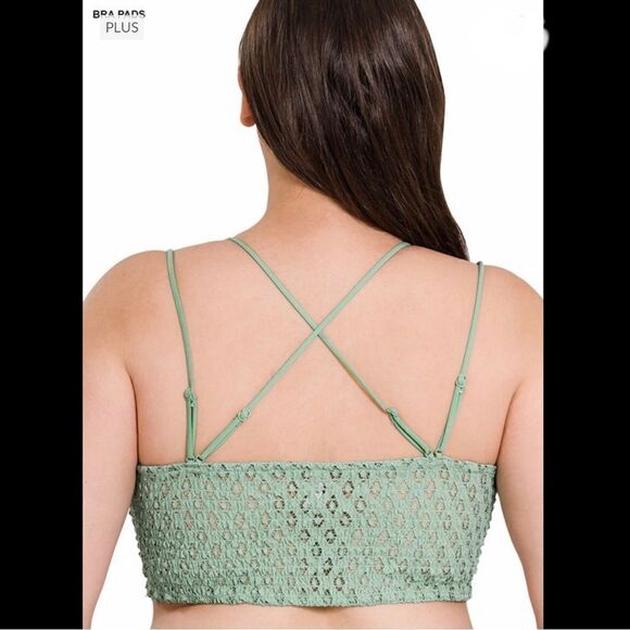 17. Plus Size Yellow Crochet Lace Bralette W/ removable Bra Pads NWT - Picture 2 of 3
